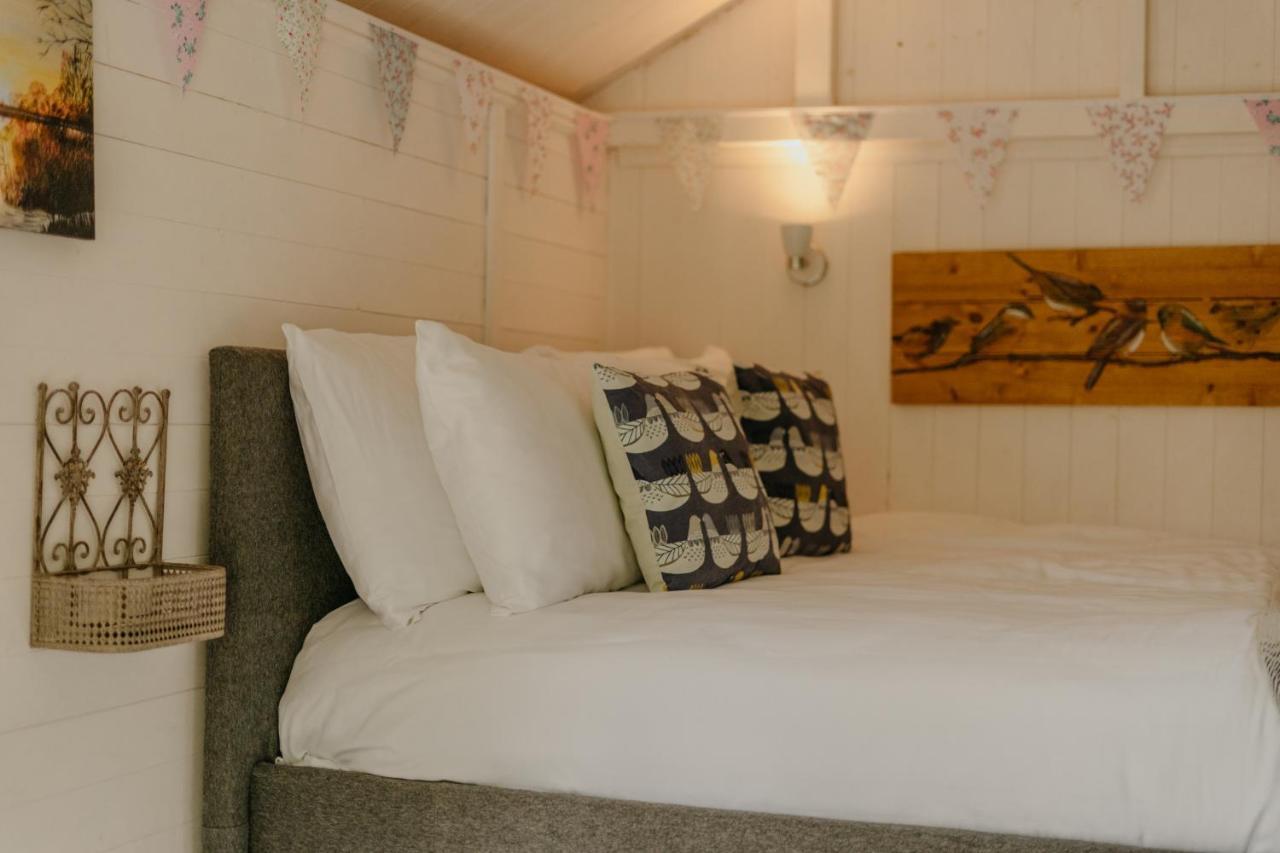 Little England Retreats - Cottage, Yurt And Shepherd Huts Othery Εξωτερικό φωτογραφία