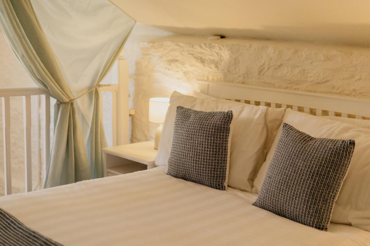 Little England Retreats - Cottage, Yurt And Shepherd Huts Othery Εξωτερικό φωτογραφία