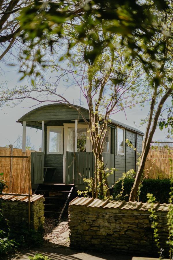 Little England Retreats - Cottage, Yurt And Shepherd Huts Othery Εξωτερικό φωτογραφία