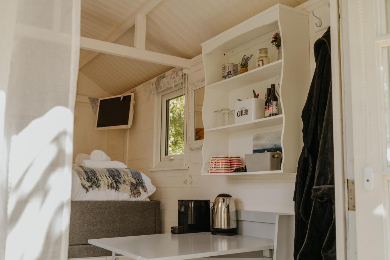 Little England Retreats - Cottage, Yurt And Shepherd Huts Othery Εξωτερικό φωτογραφία