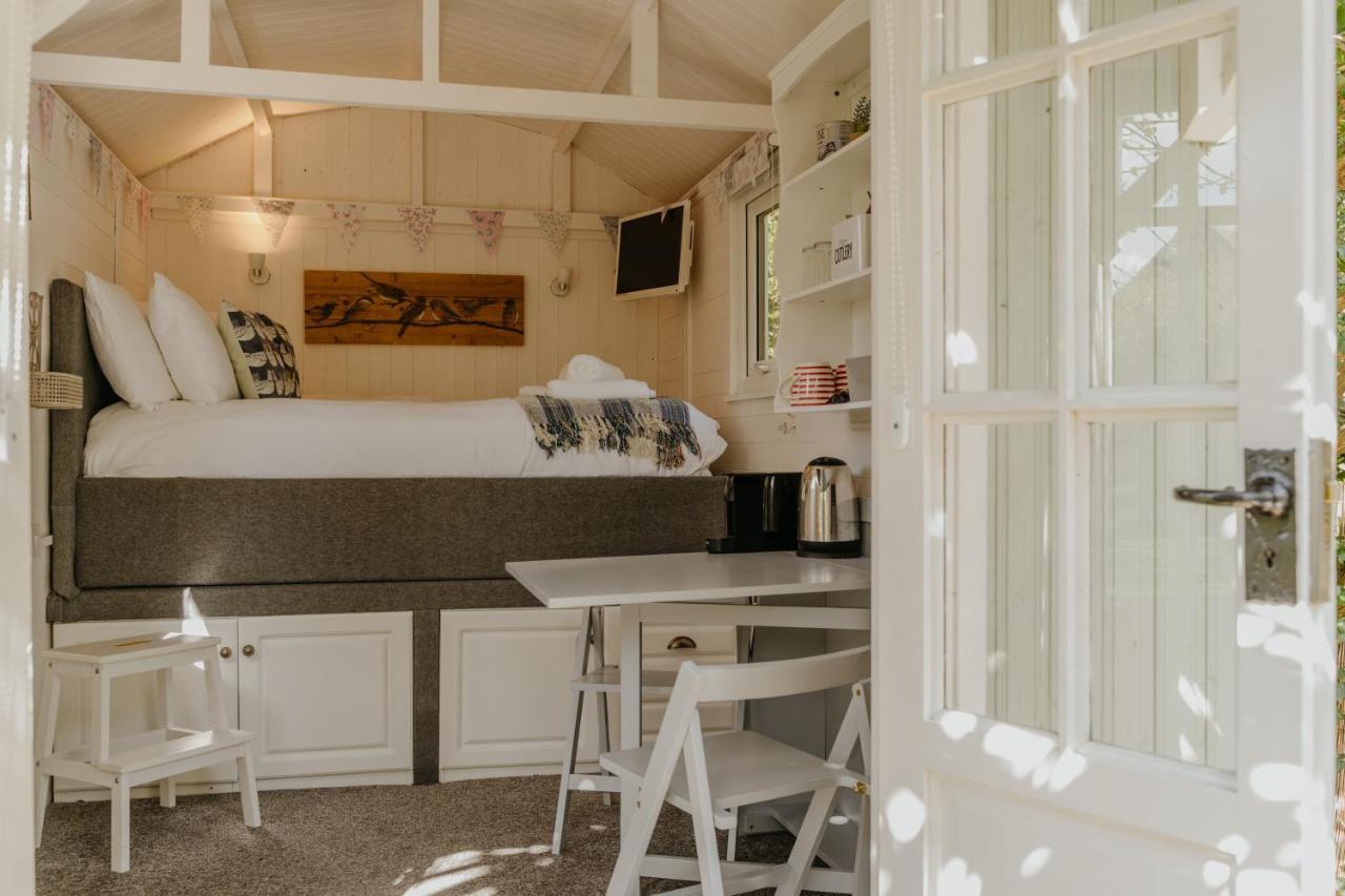 Little England Retreats - Cottage, Yurt And Shepherd Huts Othery Εξωτερικό φωτογραφία