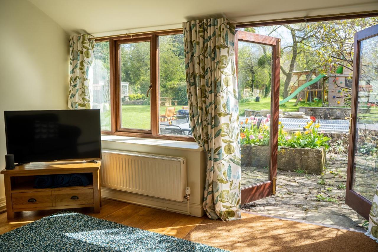 Little England Retreats - Cottage, Yurt And Shepherd Huts Othery Εξωτερικό φωτογραφία