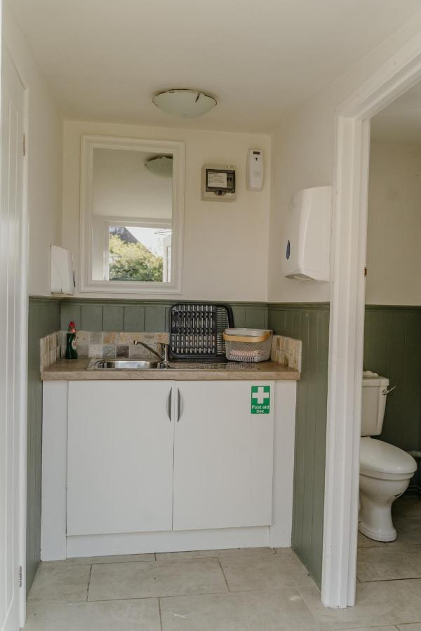 Little England Retreats - Cottage, Yurt And Shepherd Huts Othery Εξωτερικό φωτογραφία